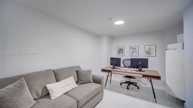 17111 Biscayne Blvd 410, North Miami Beach, FL 33160