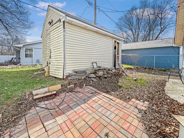 1903 Lakewood Drive, Wilmington, IL 60481