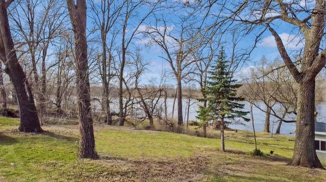 1903 Lakewood Drive, Wilmington, IL 60481