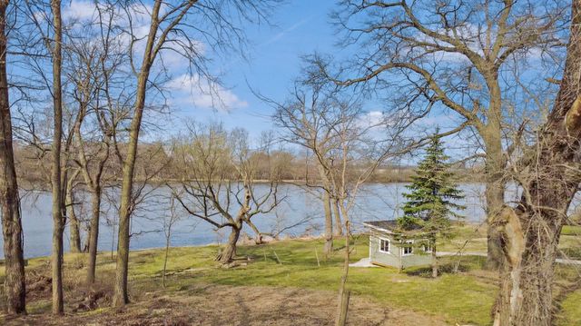 1903 Lakewood Drive, Wilmington, IL 60481