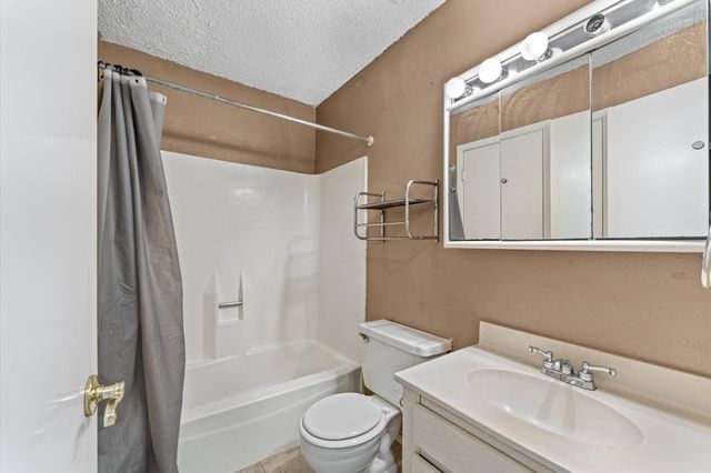 13014 Greenway Chase Court 3014, Houston, TX 77072