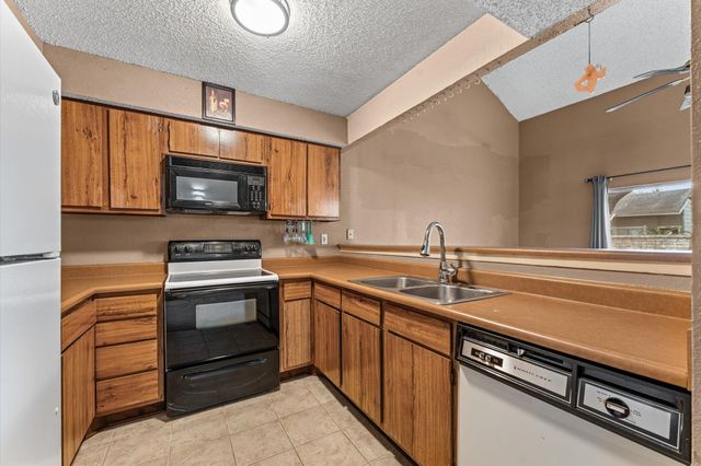 13014 Greenway Chase Court 3014, Houston, TX 77072