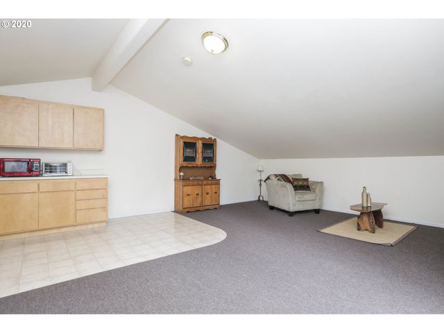 32442 WILSON CREEK Rd, Cottage Grove, OR 97424