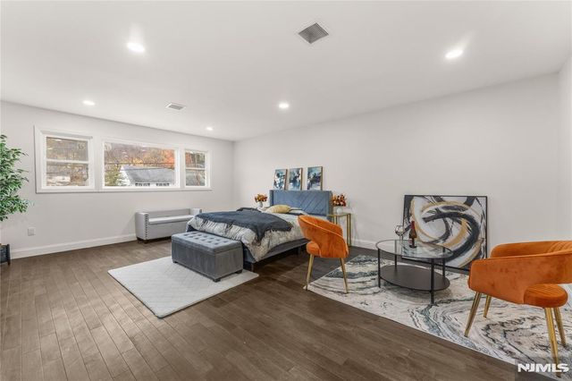 28 Charles Street, Clifton, NJ 07013