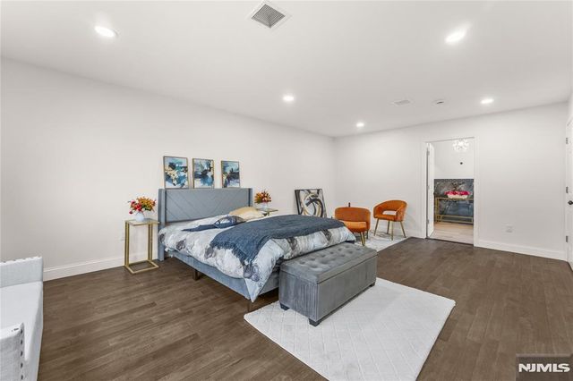 28 Charles Street, Clifton, NJ 07013