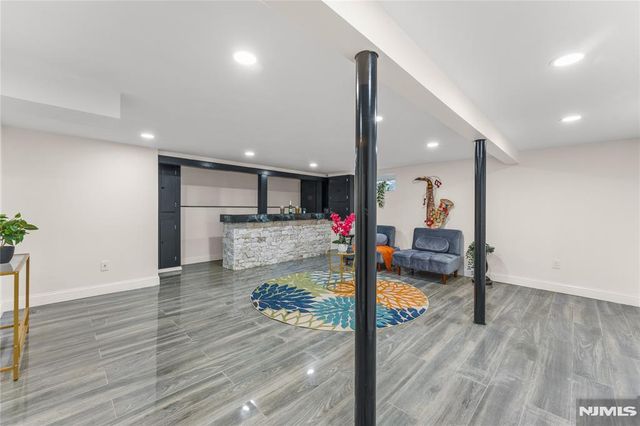 28 Charles Street, Clifton, NJ 07013