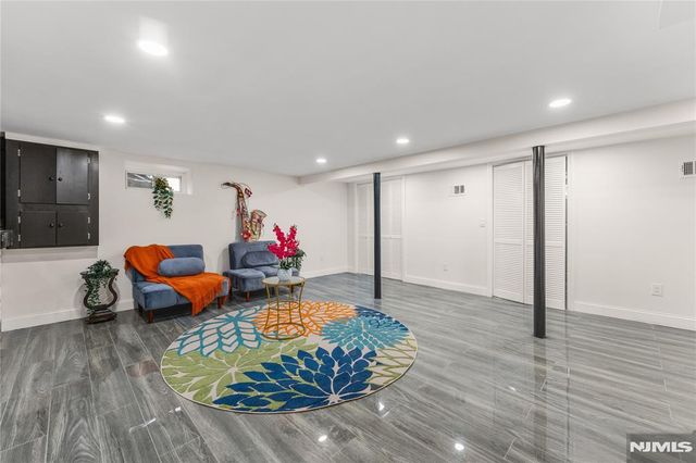 28 Charles Street, Clifton, NJ 07013