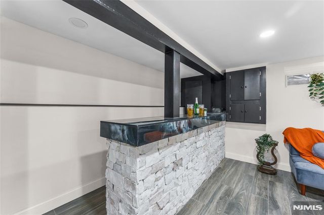 28 Charles Street, Clifton, NJ 07013