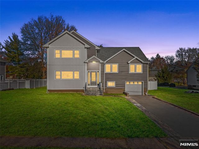 28 Charles Street, Clifton, NJ 07013