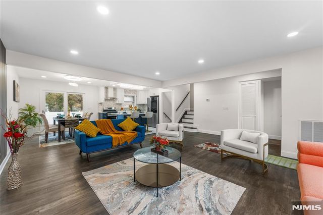 28 Charles Street, Clifton, NJ 07013