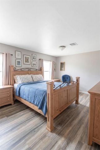 511 S Winfree Street, Dayton, TX 77535