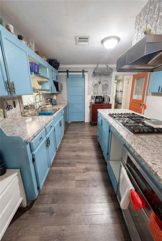 511 S Winfree Street, Dayton, TX 77535