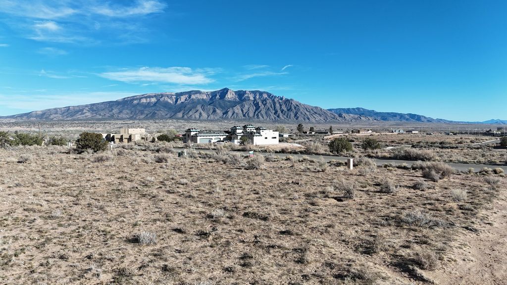 Image 17 of property listing at 7301-7229 Nagoya Road NE, Rio Rancho, NM 87144