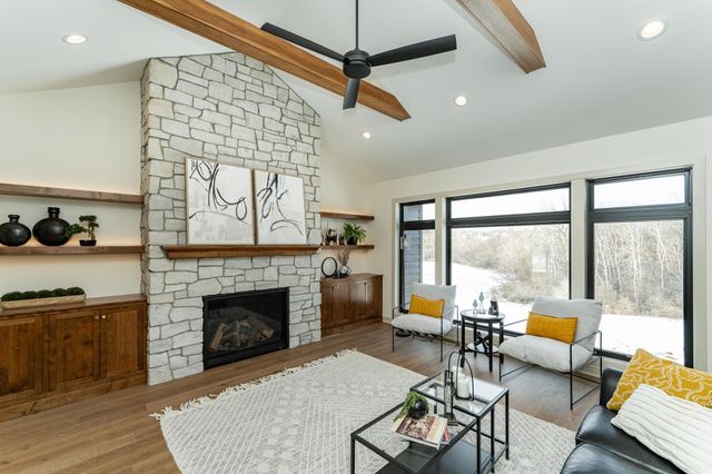 3327 Bella Terra Road NE, Rochester, MN 55906