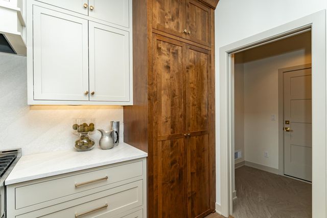 3327 Bella Terra Road NE, Rochester, MN 55906