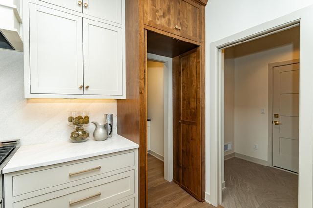 3327 Bella Terra Road NE, Rochester, MN 55906