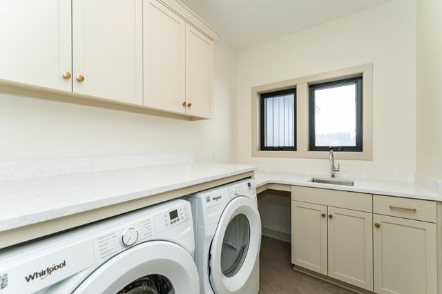 3327 Bella Terra Road NE, Rochester, MN 55906