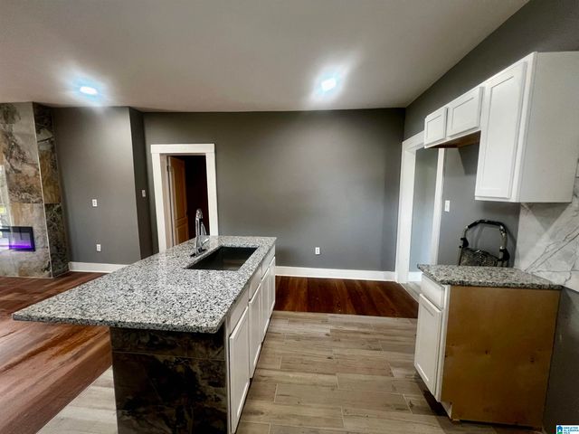 527 LEXINGTON STREET, Birmingham, AL 35224