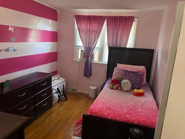 30 Stearns Ave, Brockton, MA 02302