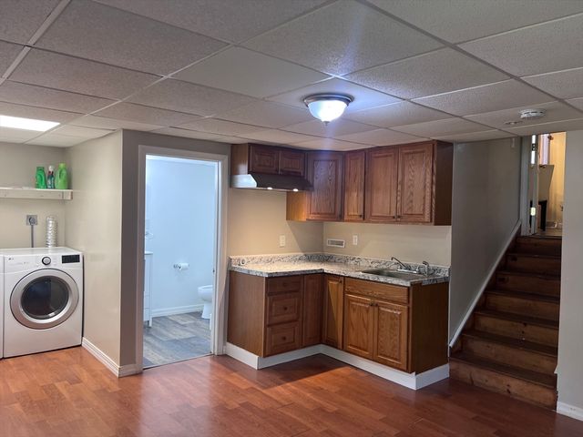 30 Stearns Ave, Brockton, MA 02302