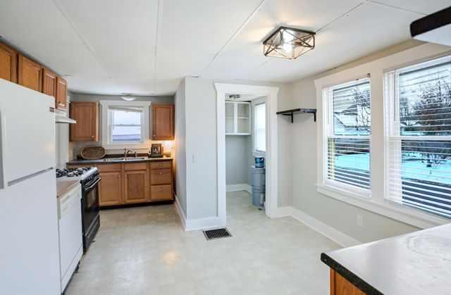 411 N WILLIAM ST, Columbia, MO 65201