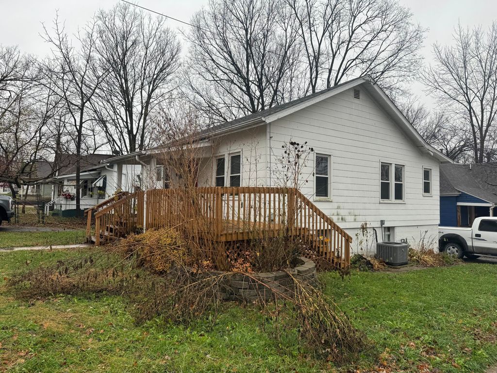 411 N WILLIAM ST, Columbia, MO 65201