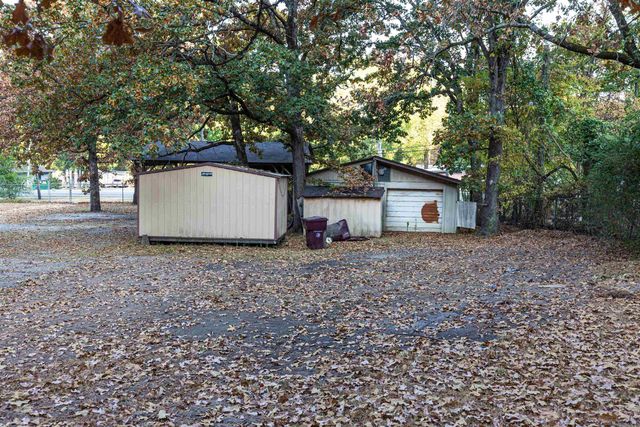 8519 Arch St Pike, Little Rock, AR 72206