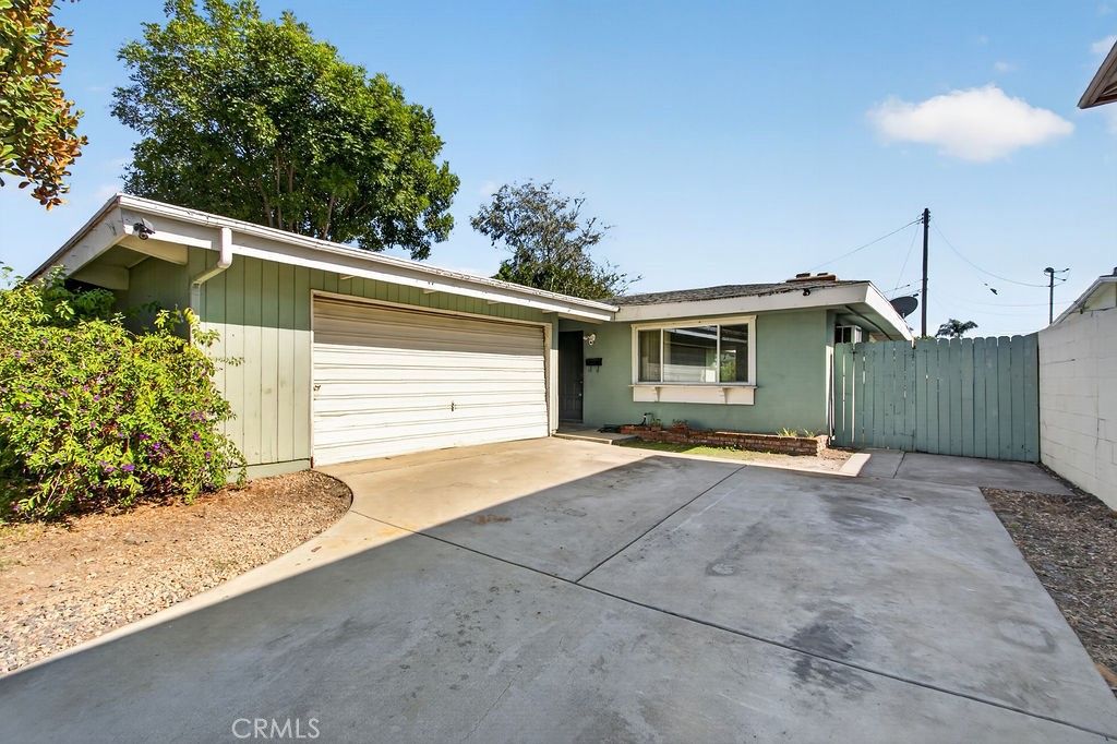 2006 Nutwood Avenue, Fullerton, CA 92831 — exterior