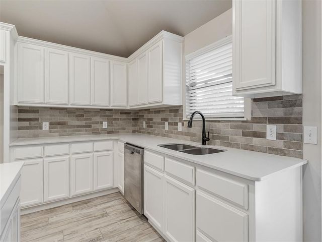 6612 NW 154th Street, Edmond, OK 73013