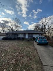 12107 E 47th Terrace S, Independence, MO 64055