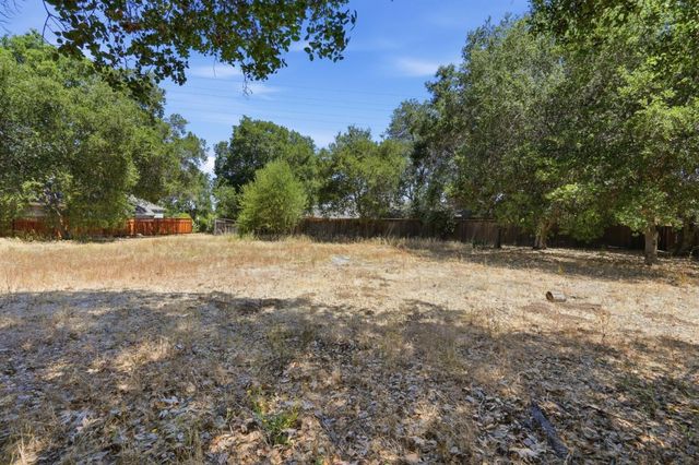 10621 Madera Drive, Cupertino, CA 95014
