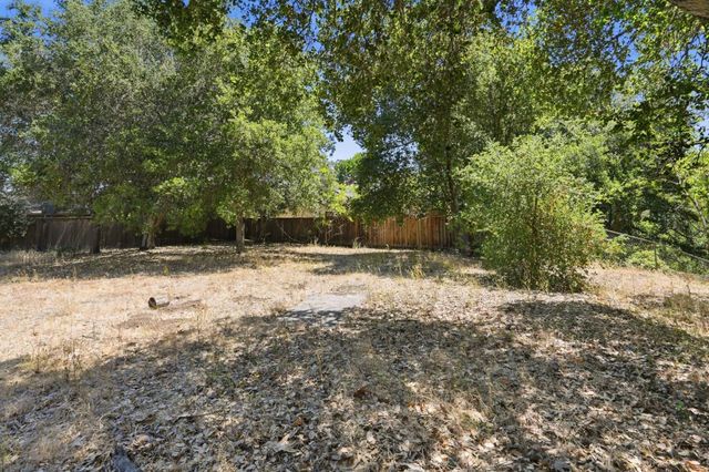 10621 Madera Drive, Cupertino, CA 95014