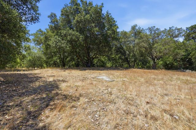 10621 Madera Drive, Cupertino, CA 95014