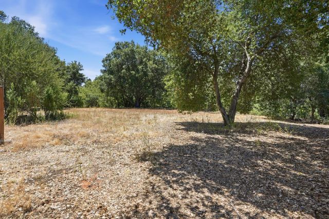 10621 Madera Drive, Cupertino, CA 95014