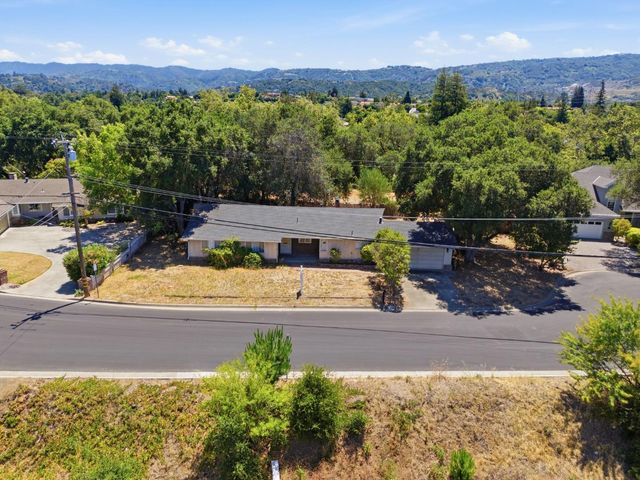 10621 Madera Drive, Cupertino, CA 95014
