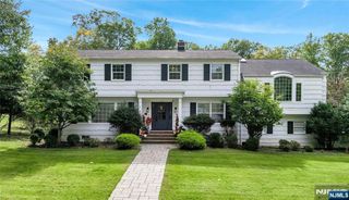 29 Dearborn Drive, Old Tappan, NJ 07675