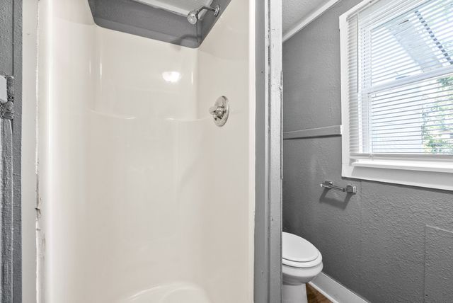 420 Lafayette Rd Apt B, Clarksville, TN 37042