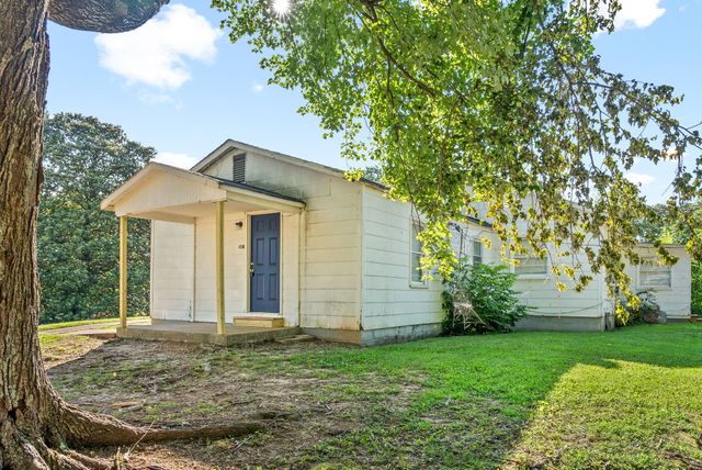 420 Lafayette Rd Apt B, Clarksville, TN 37042