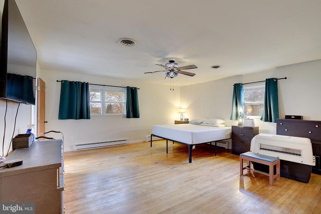24820 SOTTERLEY RD, Hollywood, MD 20636