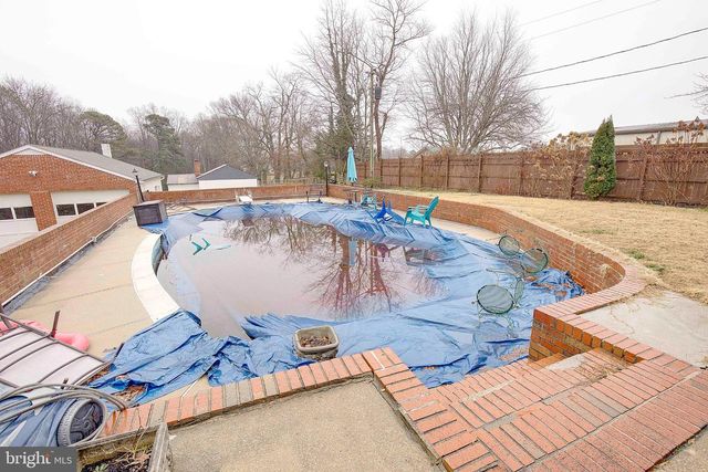 24820 SOTTERLEY RD, Hollywood, MD 20636