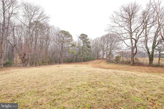 24820 SOTTERLEY RD, Hollywood, MD 20636