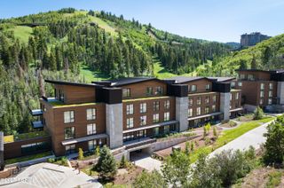 3267 W Deer Hollow Road 2402, Park City, UT 84060