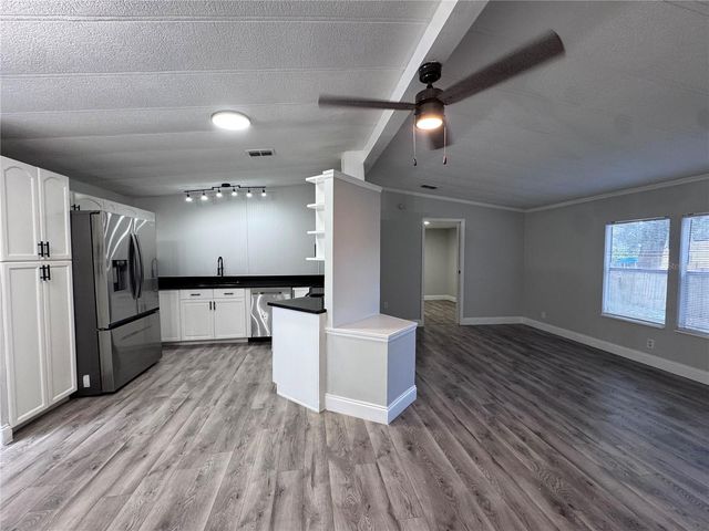 5051 MAPLETREE LANE, St Cloud, FL 34771