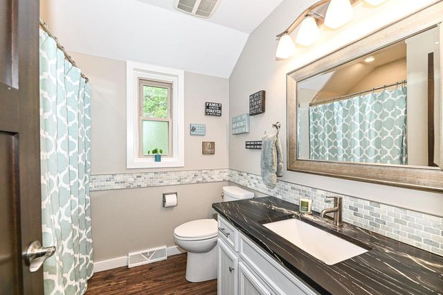 W205S10388 Cindy COURT, Muskego, WI 53150