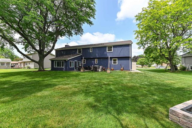 W205S10388 Cindy COURT, Muskego, WI 53150