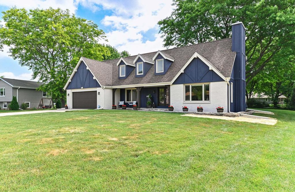 W205S10388 Cindy COURT, Muskego, WI 53150