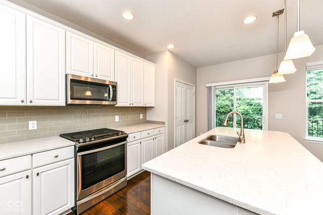 13069 Raritan Drive, Fishers, IN 46038