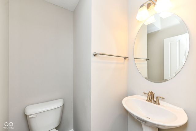 13069 Raritan Drive, Fishers, IN 46038