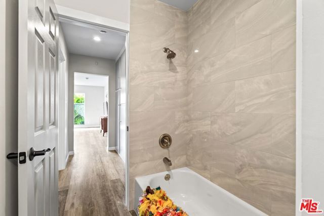 1222 Princeton Street 10, Santa Monica, CA 90404