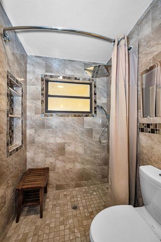 6701 ORCHARD DRIVE N, St Petersburg, FL 33702